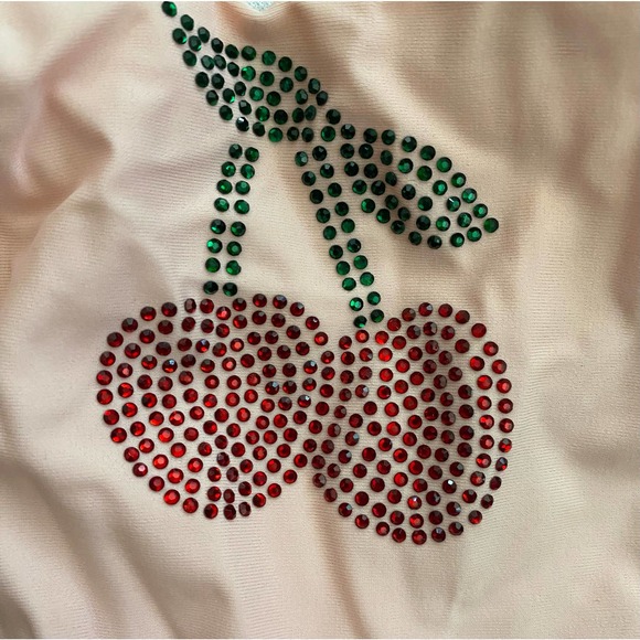 Bikini - Picture 4 of 4